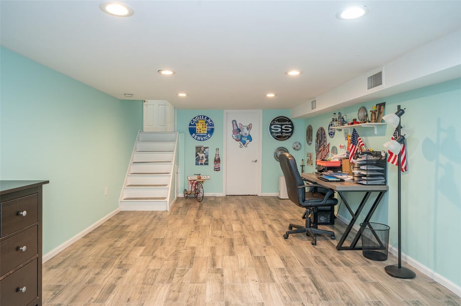 20 Knowlton Avenue Photo 23