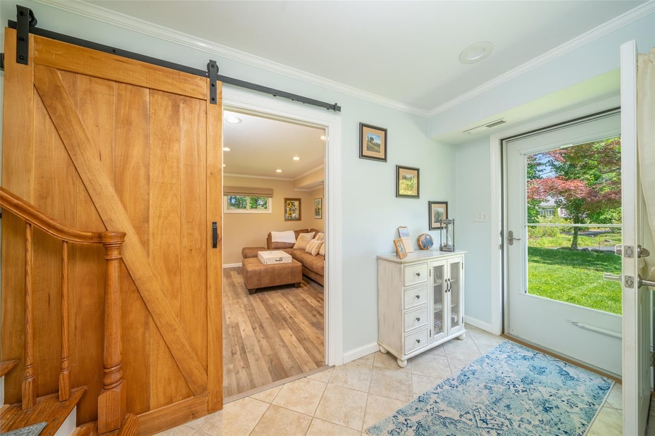 20 Knowlton Avenue Photo 3