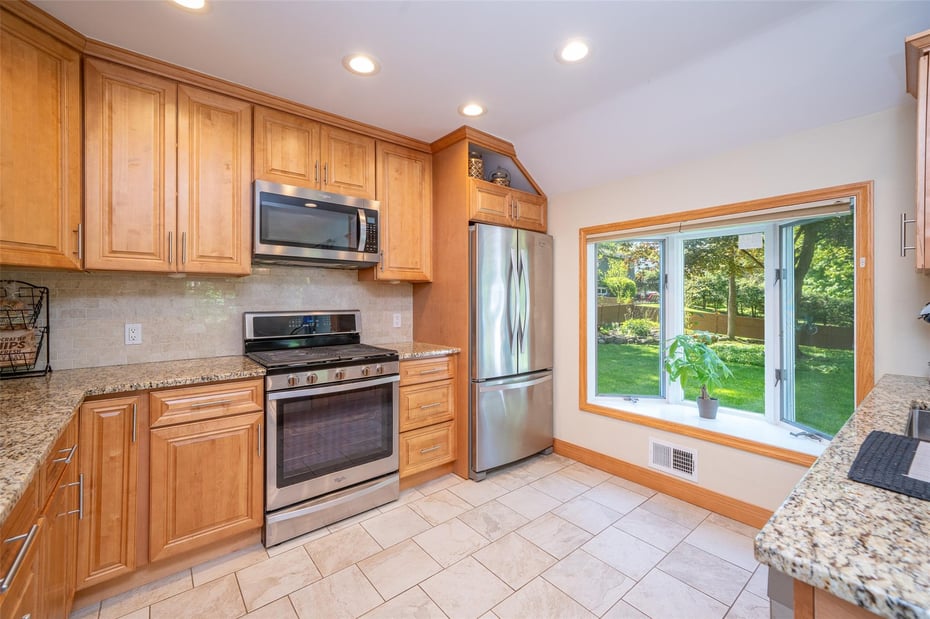 20 Knowlton Avenue Photo 13