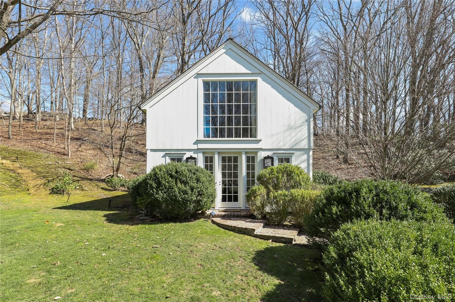 269 Stone Hill Road Photo 22