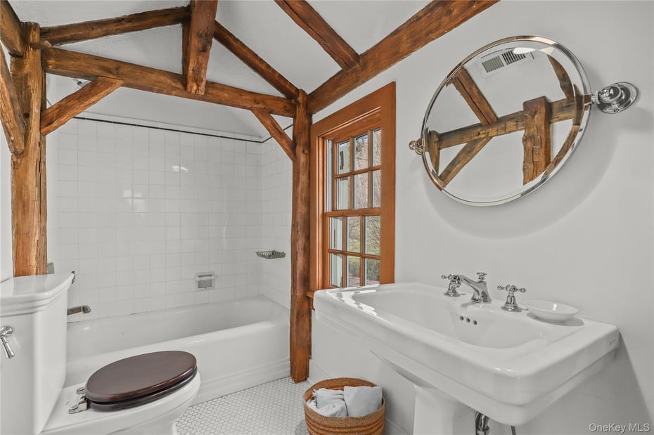 269 Stone Hill Road Photo 19