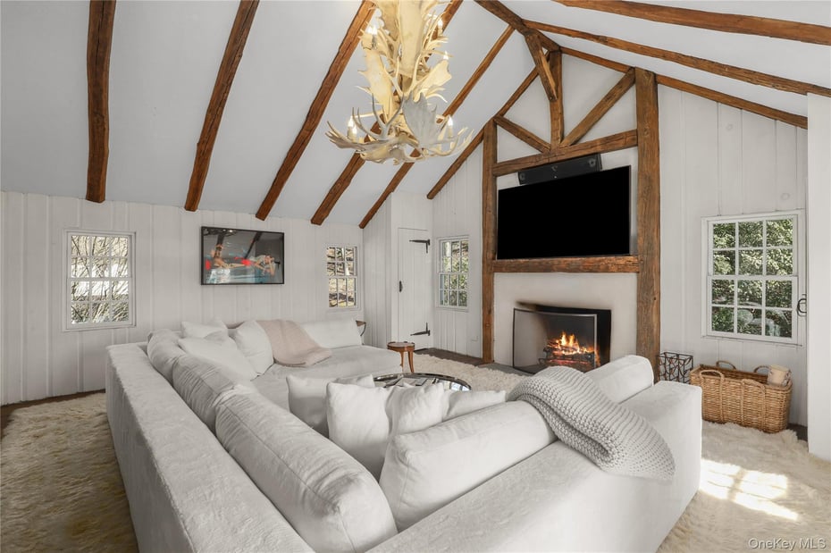 269 Stone Hill Road Photo 18