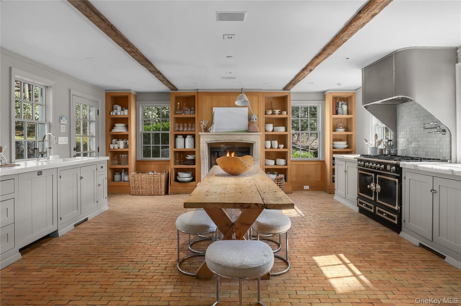 269 Stone Hill Road Photo 6