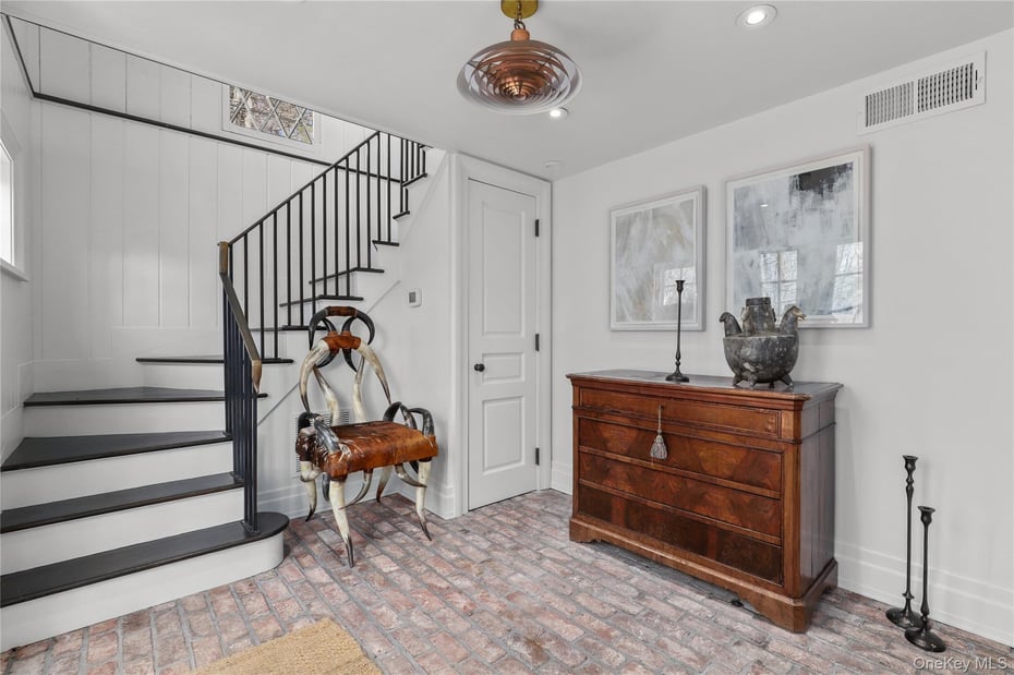 269 Stone Hill Road Photo 24