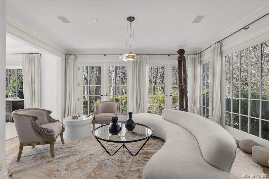 269 Stone Hill Road Photo 7