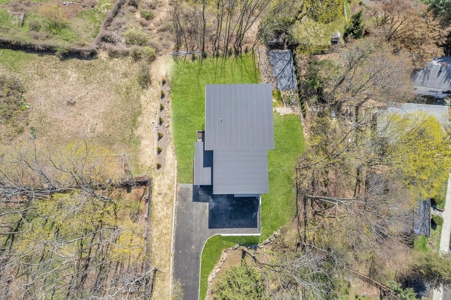 123 N Riverside Avenue Photo 32