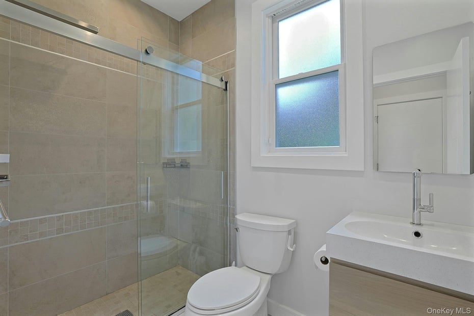 28 Rose Street #28 Photo 13