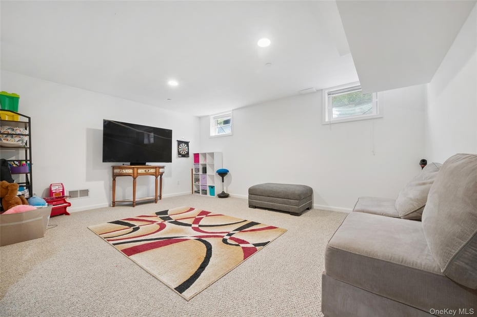 26 Bellefair Road Photo 18