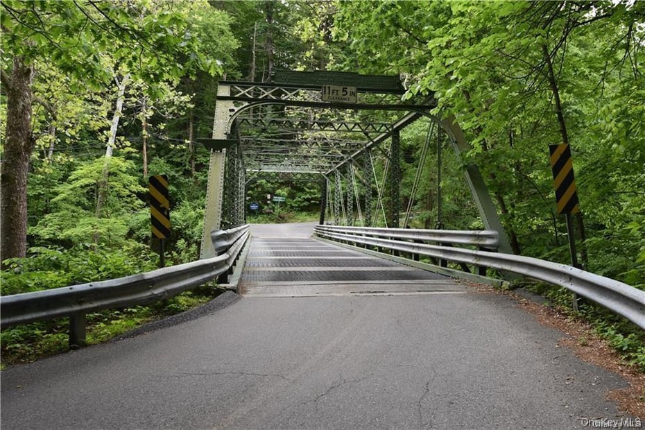 155 Grand Street Photo 30