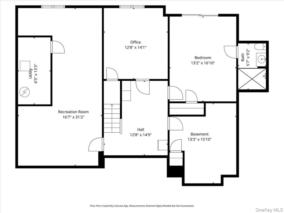 24 Kent Avenue Photo 43