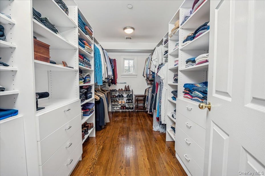 24 Kent Avenue Photo 24