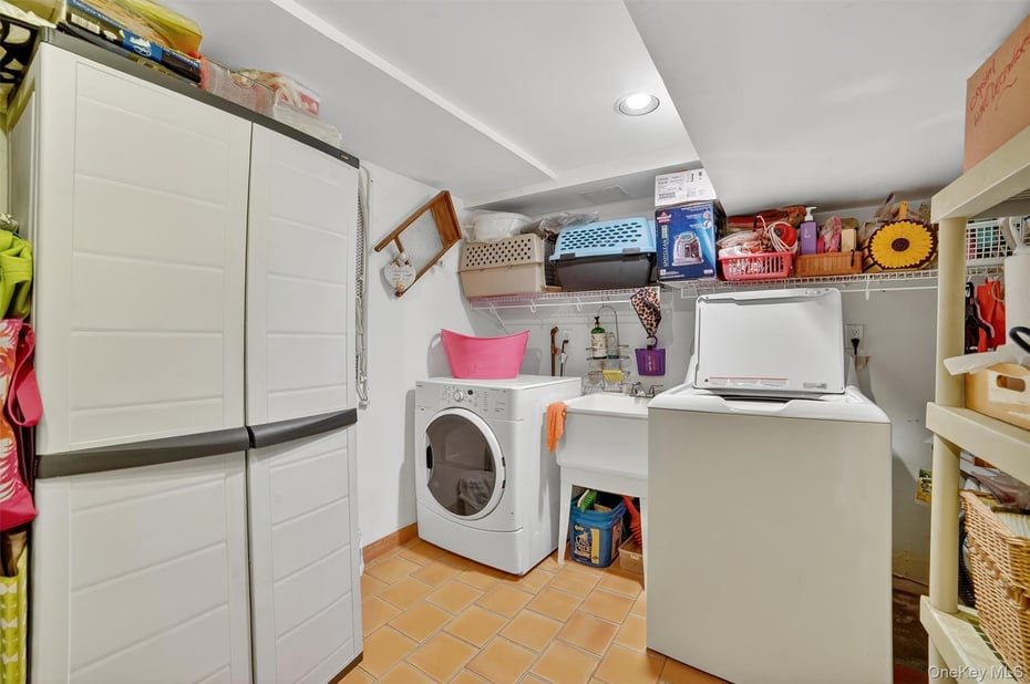 1 Overhill Road Photo 26