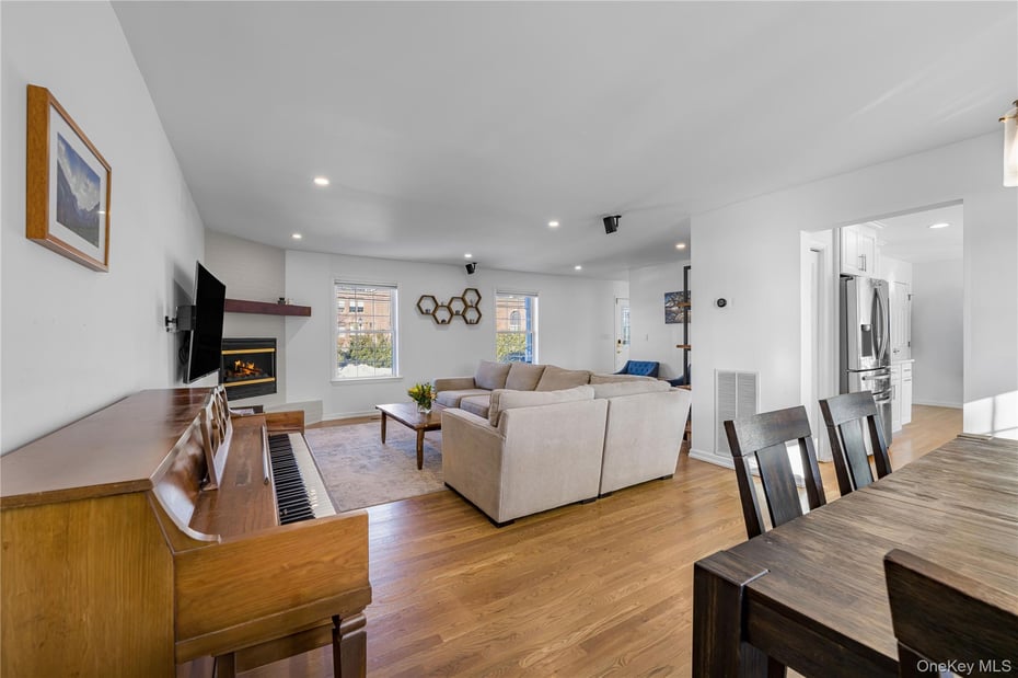 209 Neuton Avenue Photo 5