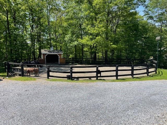 132 Finch Road Photo 40