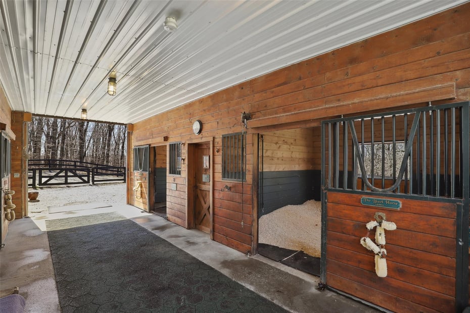 132 Finch Road Photo 36