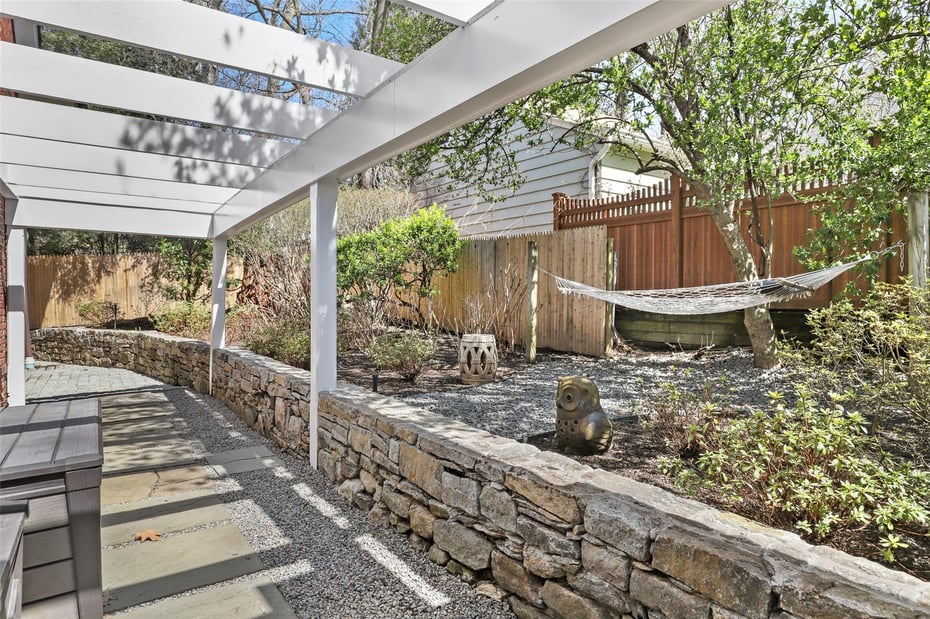 530 Monterey Avenue Photo 43