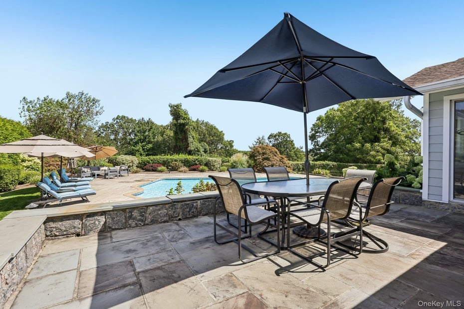 17 Magnolia Drive Photo 9