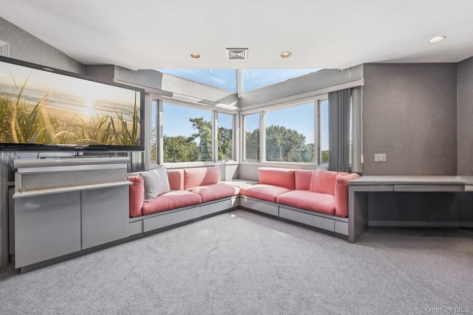 17 Magnolia Drive Photo 16