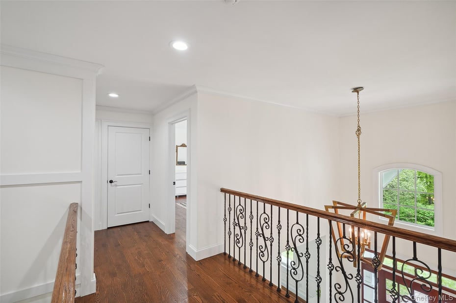 2 Bluestone Lane Photo 15