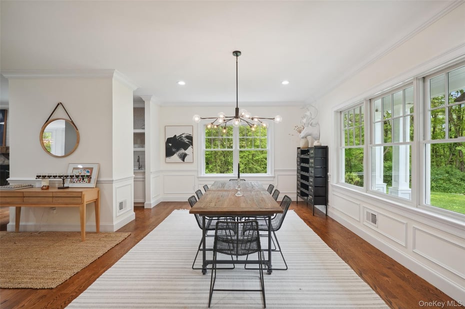 2 Bluestone Lane Photo 4