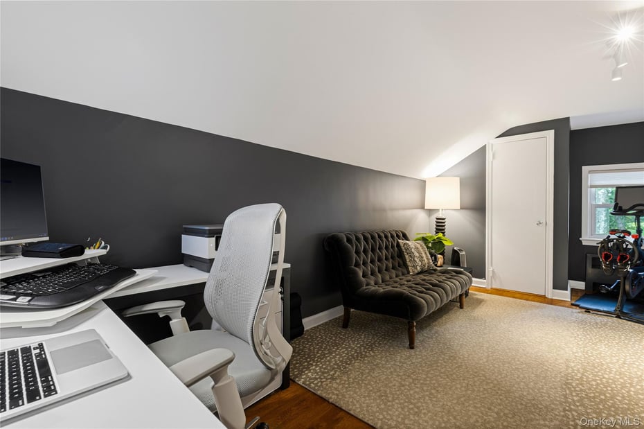 86 Seven Bridges Road Photo 21