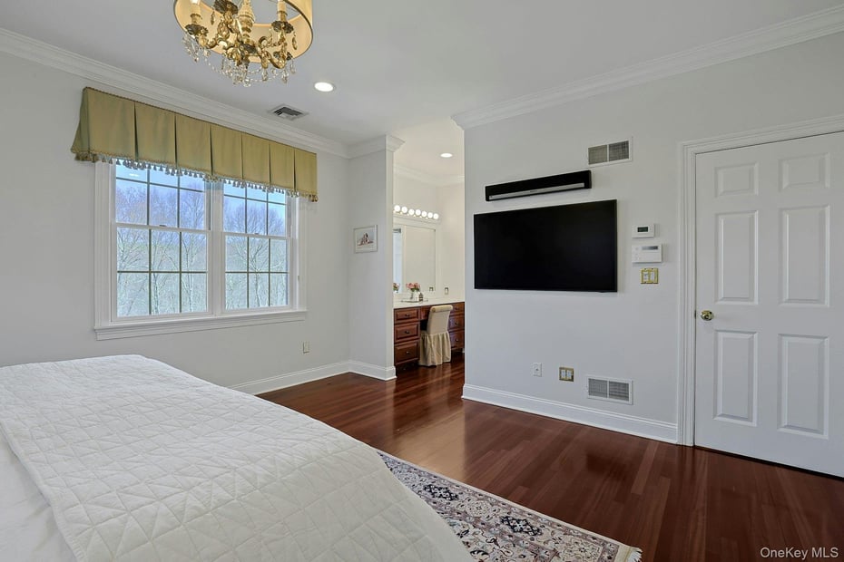 350 Wooded Hill Court Photo 19