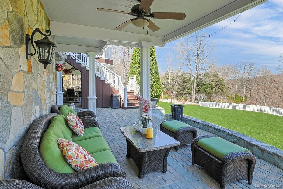 350 Wooded Hill Court Photo 36
