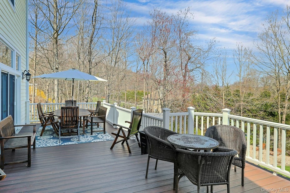 350 Wooded Hill Court Photo 38