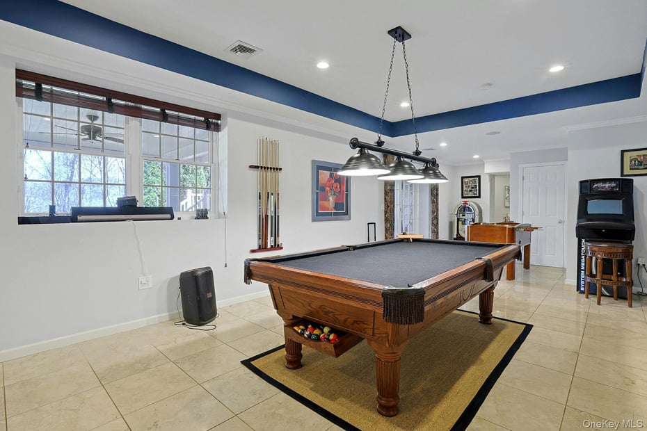 350 Wooded Hill Court Photo 32