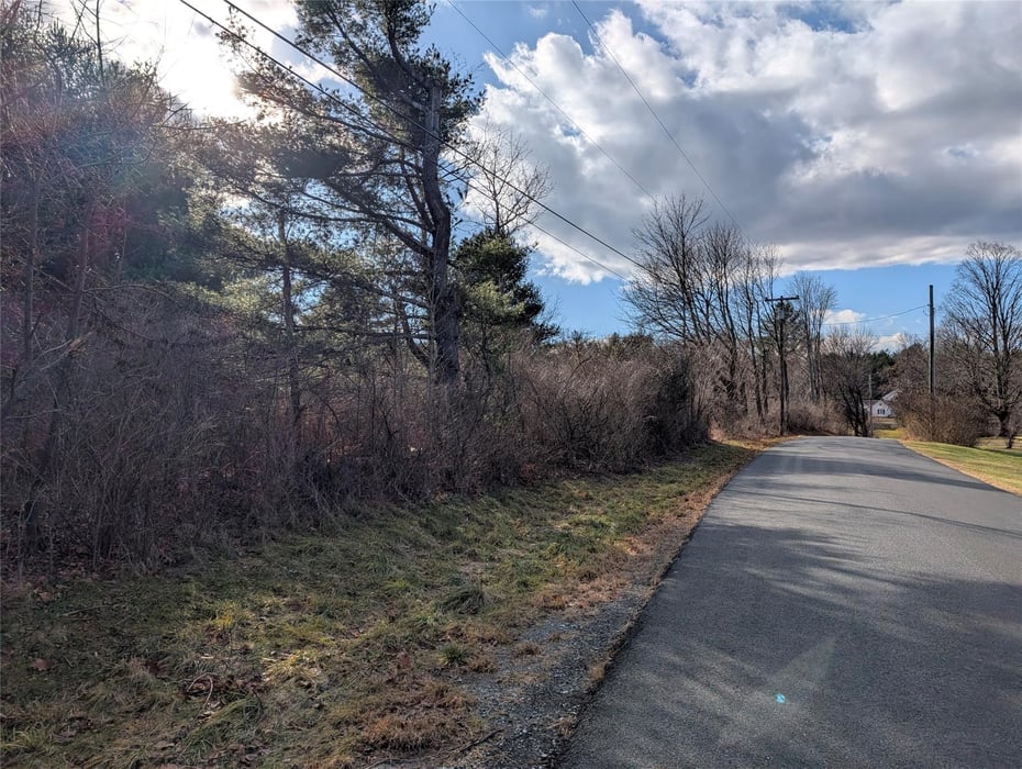 Riders Mills Road Photo 15