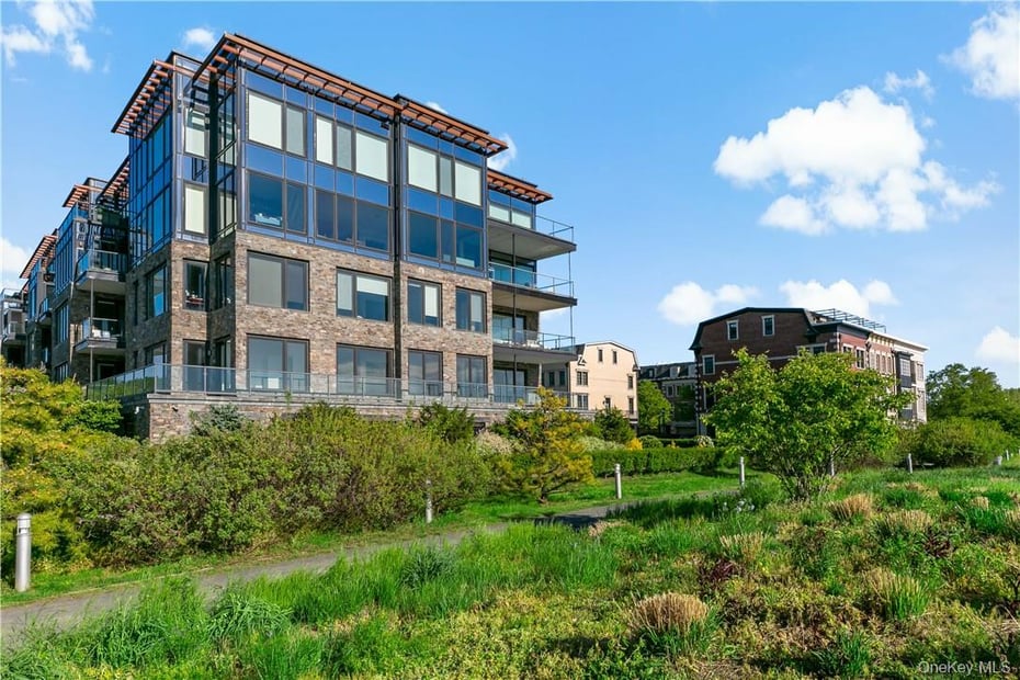 16 Rivers Edge Drive  #200 Photo 19