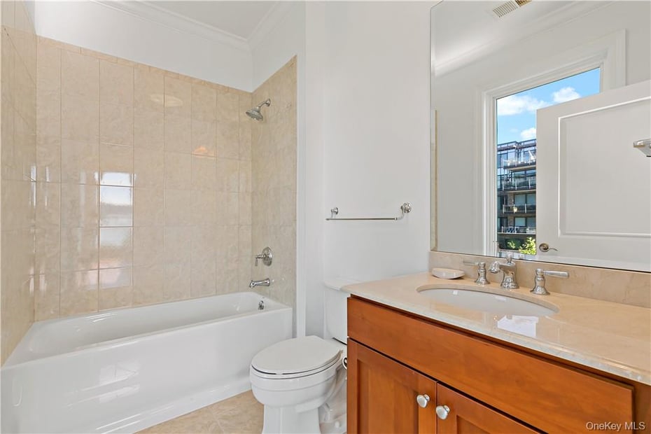 16 Rivers Edge Drive  #200 Photo 11