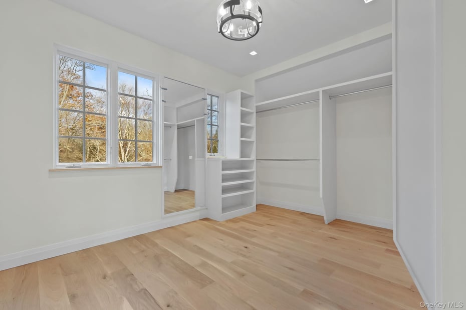 2 Barry Court Photo 33