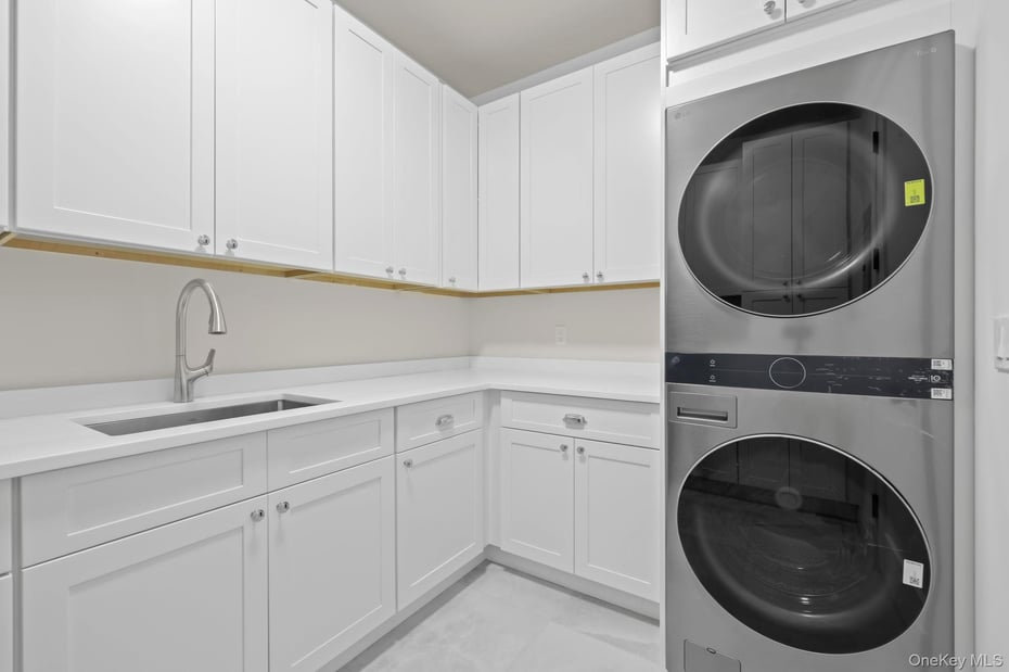 2 Barry Court Photo 34