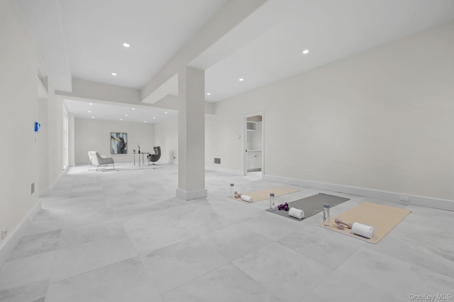 2 Barry Court Photo 36