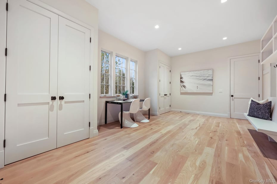 2 Barry Court Photo 21