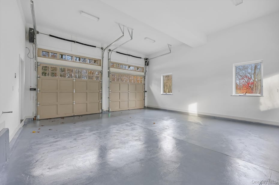 2 Barry Court Photo 37