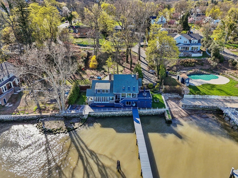 2 Washington Avenue Photo 42