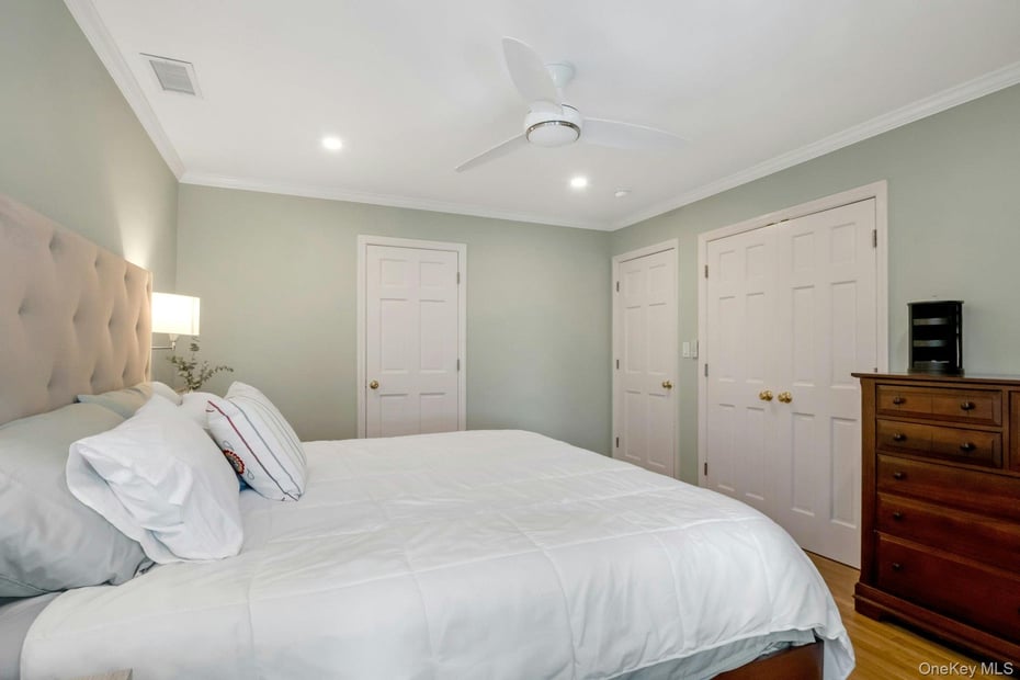 88 Marion Drive Photo 16