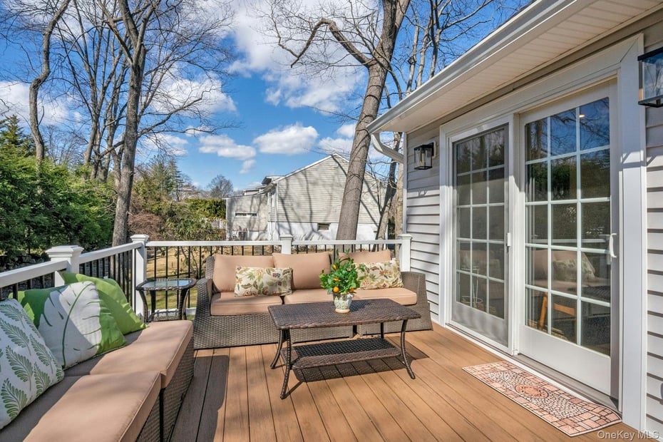 88 Marion Drive Photo 35