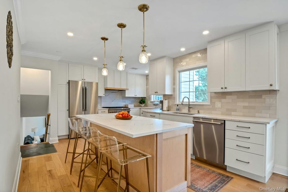 88 Marion Drive Photo 7