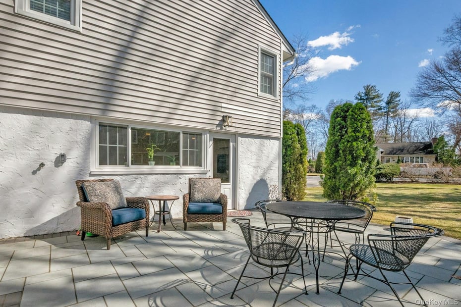 88 Marion Drive Photo 40