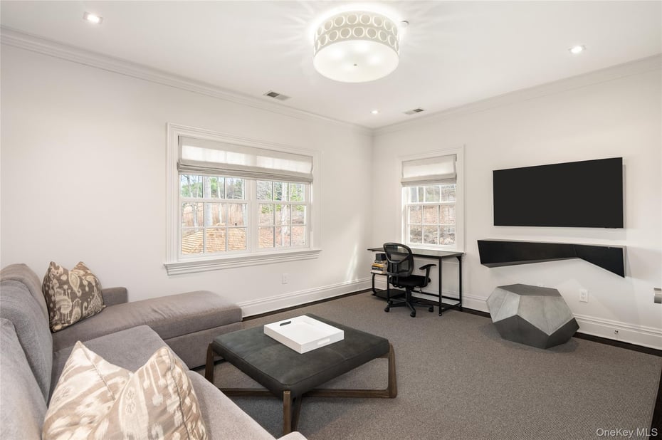 86 Sheather Road Photo 38
