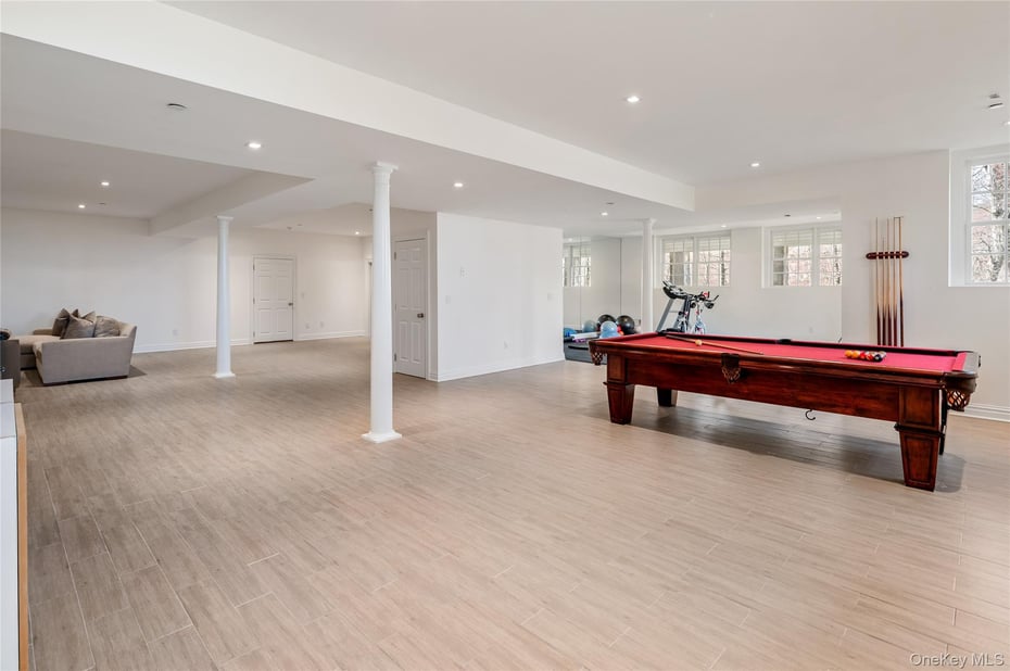86 Sheather Road Photo 41