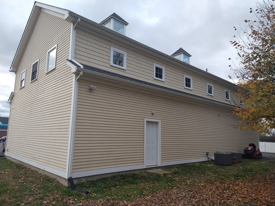 26 Russell St  #A-B Photo 5