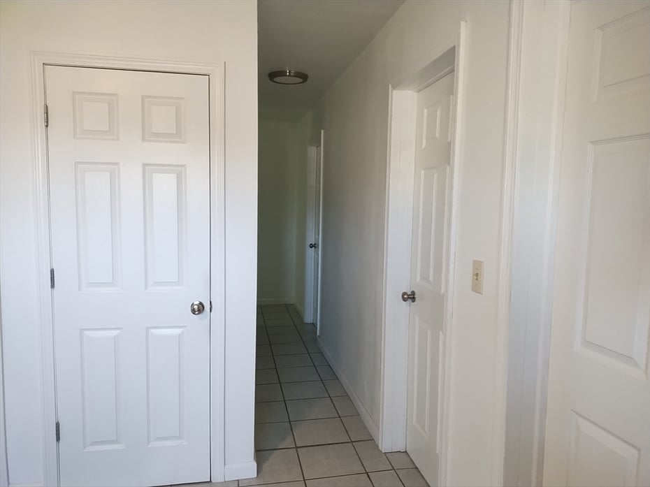 26 Russell St  #A-B Photo 33