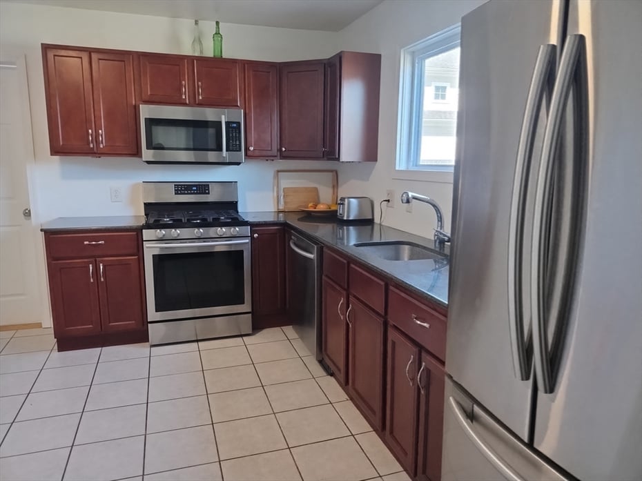 26 Russell St  #A-B Photo 31