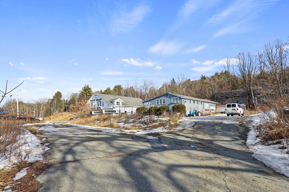 1245 Bernardston Rd Photo 19