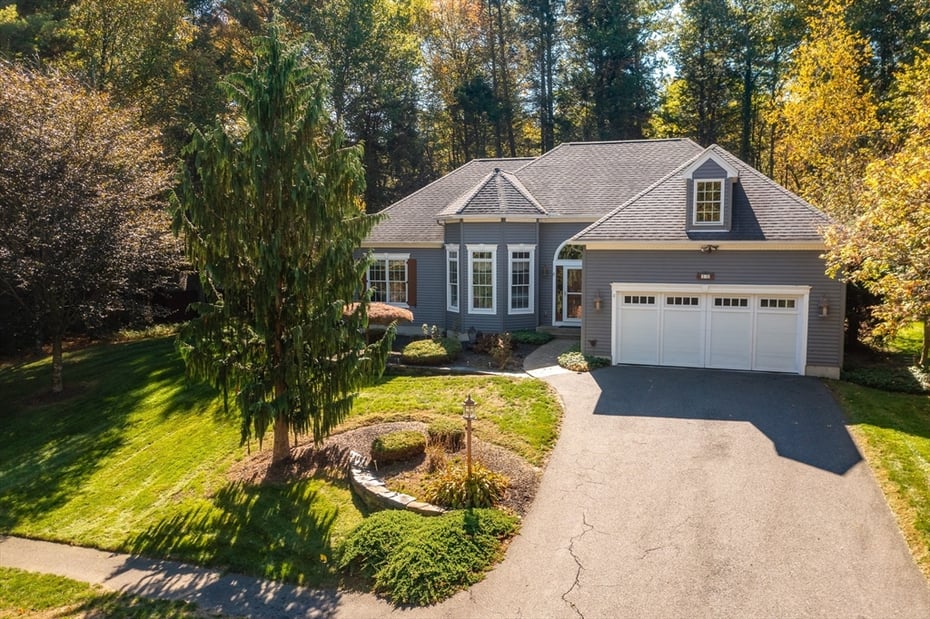 10 Golden Cir Photo 26