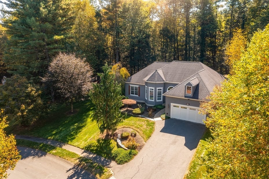 10 Golden Cir Photo 25